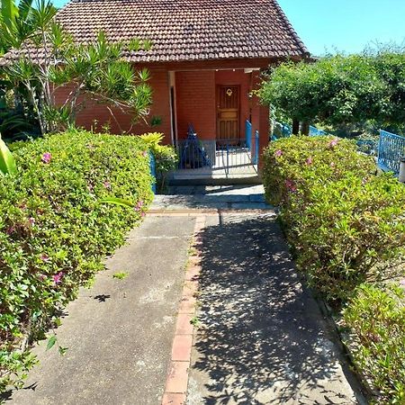Casa Agradavel Com Piscina. Villa มิเกลเปเรรา ภายนอก รูปภาพ
