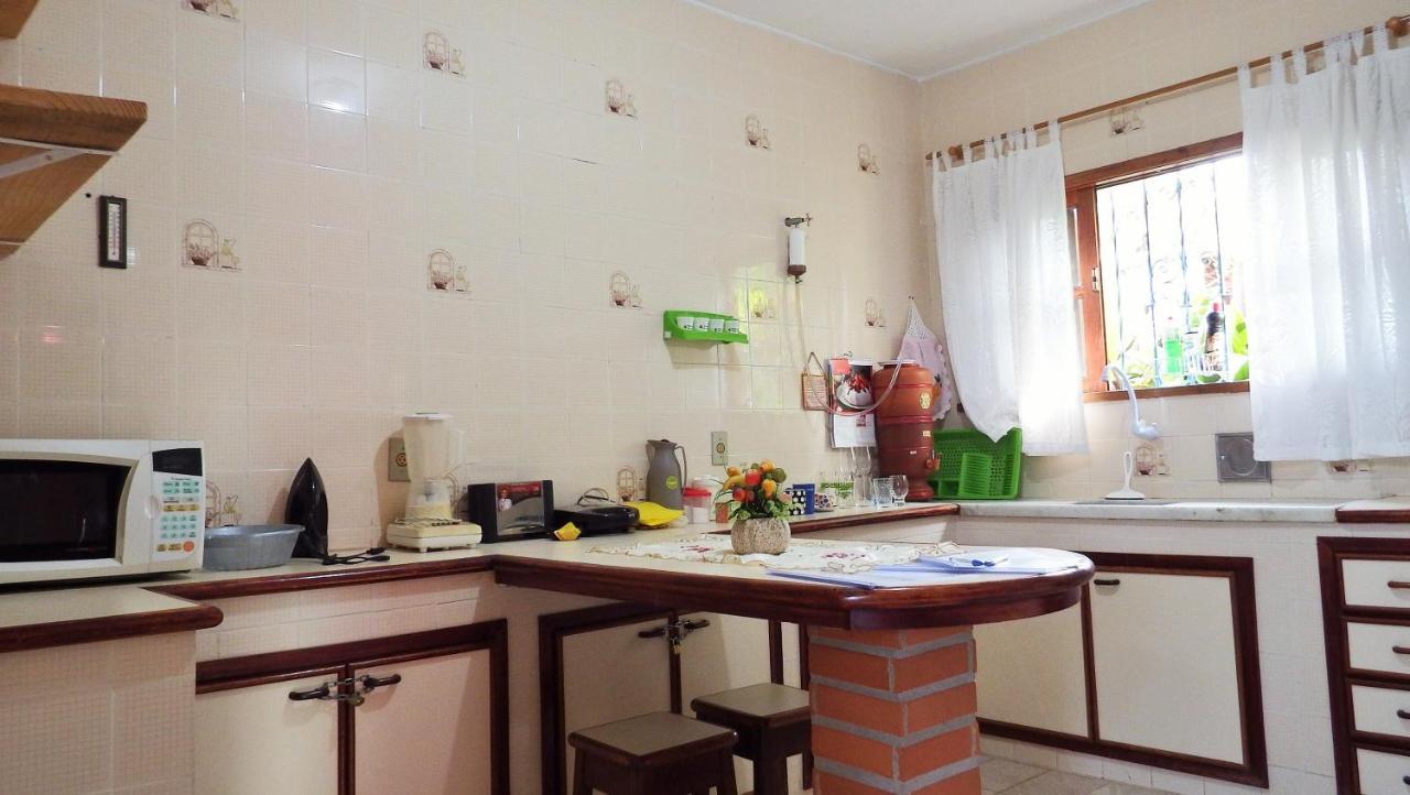 Casa Agradavel Com Piscina. Villa มิเกลเปเรรา ภายนอก รูปภาพ